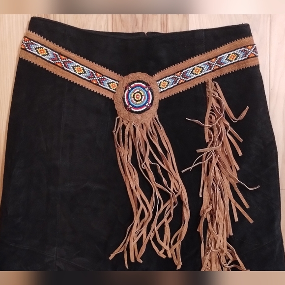 Frontier Collection vintage fringe leather beaded skirt - Picture 2 of 12
